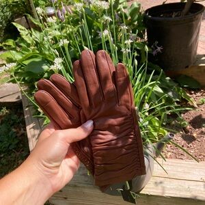 Adrienne Vittadini genuine leather gloves.
